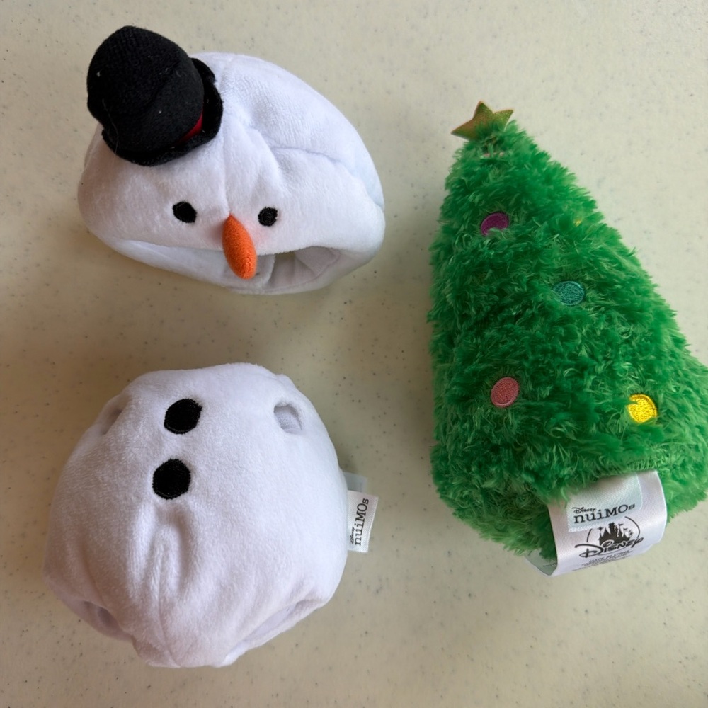 Disney nuiMOs Christmas Bundle đSnowman + Tree Costume Holiday Accessories EUC - Picture 3 of 9